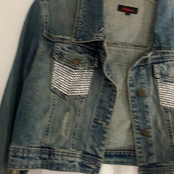 Jacket - Picture 4 of 5